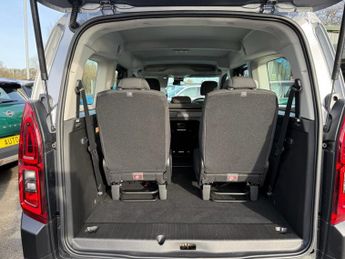 CITROEN E-BERLINGO 52kWh PLUS XL MPV 5dr Electric Auto (7.4kW Charger) (136 ps)