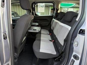 CITROEN E-BERLINGO 52kWh PLUS XL MPV 5dr Electric Auto (7.4kW Charger) (136 ps)