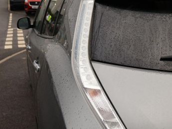 NISSAN LEAF 30kWh Tekna Hatchback 5dr Electric Auto (109 bhp)