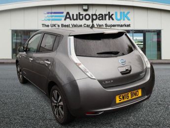 NISSAN LEAF 30kWh Tekna Hatchback 5dr Electric Auto (109 bhp)