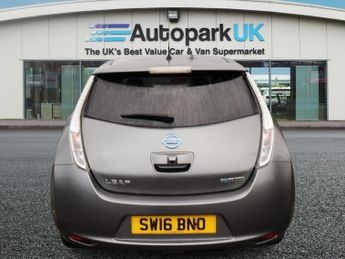 NISSAN LEAF 30kWh Tekna Hatchback 5dr Electric Auto (109 bhp)