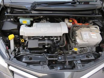 TOYOTA YARIS 1.5 VVT-h Icon Hatchback 5dr Petrol Hybrid E-CVT Euro 6 (101 ps)