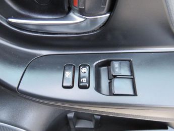 TOYOTA YARIS 1.5 VVT-h Icon Hatchback 5dr Petrol Hybrid E-CVT Euro 6 (101 ps)