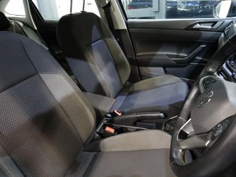 VOLKSWAGEN TAIGO 1.0 TSI Life SUV 5dr Petrol DSG Euro 6 (s/s) (110 ps)