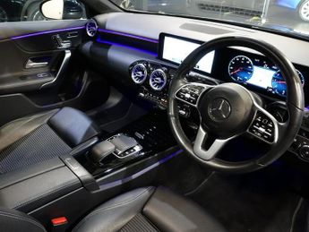 MERCEDES-BENZ A-CLASS 1.3 A180 Sport (Premium Plus) Hatchback 5dr Petrol 7G-DCT Euro 6