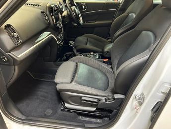 MINI COUNTRYMAN 1.5 7.6kWh Cooper SE SUV 5dr Petrol Plug-in Hybrid Auto ALL4 Eur