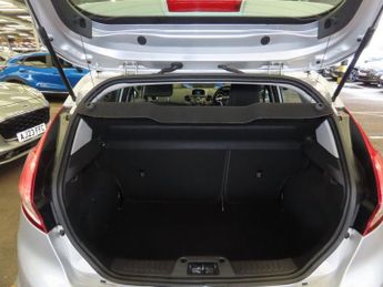 FORD FIESTA 1.25 Zetec Hatchback 5dr Petrol Manual Euro 5 (82 ps)