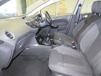 FORD FIESTA 1.25 Zetec Hatchback 5dr Petrol Manual Euro 5 (82 ps)