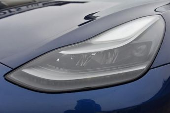 TESLA Model 3 (Dual Motor) Long Range Saloon 4dr Electric Auto 4WDE (346 ps)