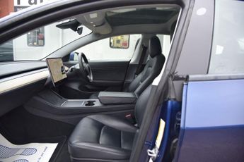 TESLA Model 3 (Dual Motor) Long Range Saloon 4dr Electric Auto 4WDE (346 ps)