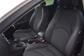 SEAT LEON 2.0 TDI CR FR Hatchback 5dr Diesel DSG Euro 5 (s/s) (184 ps)