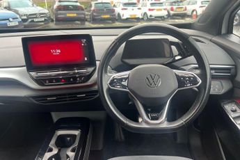 VOLKSWAGEN ID4 Pro Performance 77kWh 1ST Edition SUV 5dr Electric Auto (204 ps)