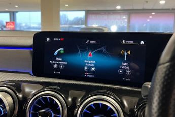 MERCEDES-BENZ CLA 1.3 CLA250e 15.6kWh AMG Line (Premium) Shooting Brake 5dr Petrol