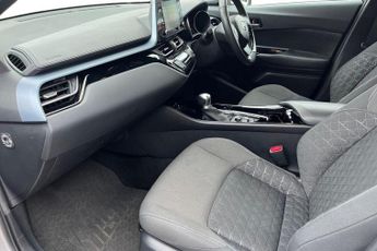 TOYOTA C-HR 2.0 VVT-h GPF Design SUV 5dr Petrol Hybrid CVT Euro 6 (s/s) (184