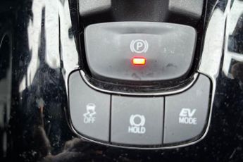 TOYOTA C-HR 2.0 VVT-h GPF Design SUV 5dr Petrol Hybrid CVT Euro 6 (s/s) (184