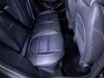 JAGUAR I-PACE 400 90kWh R-Dynamic SE Black SUV 5dr Electric Auto 4WD (400 ps)