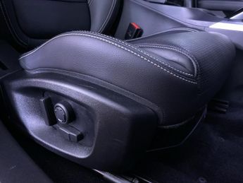 JAGUAR I-PACE 400 90kWh R-Dynamic SE Black SUV 5dr Electric Auto 4WD (400 ps)