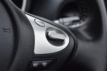 NISSAN JUKE 1.6 SUV 5dr Petrol XTRON Euro 6 | BOSE PERSONAL EDITION | REVERS