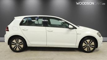 VOLKSWAGEN E-GOLF e-Golf Hatchback 5dr Electric Auto (115 ps)