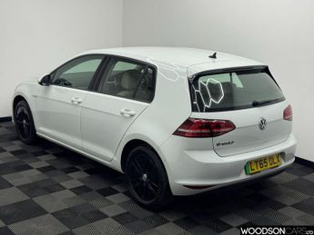 VOLKSWAGEN E-GOLF e-Golf Hatchback 5dr Electric Auto (115 ps)