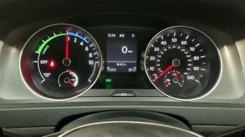 VOLKSWAGEN E-GOLF e-Golf Hatchback 5dr Electric Auto (115 ps)