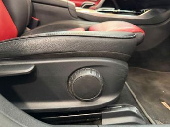 MERCEDES-BENZ A-CLASS 2.0 A35 AMG (Executive) Hatchback 5dr Petrol SpdS DCT 4MATIC Eur