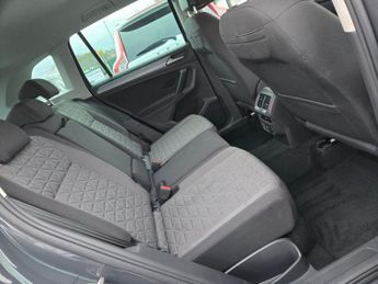 VOLKSWAGEN TIGUAN 1.5 TSI Life SUV 5dr Petrol DSG Euro 6 (s/s) (150 ps)