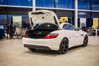 MERCEDES-BENZ SLK 2.1 SLK250 CDI AMG Sport Convertible 2dr Diesel G-Tronic+ Euro 5