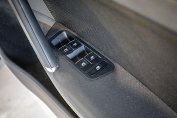 VOLKSWAGEN GOLF 2.0 TSI GTI Hatchback 5dr Petrol DSG Euro 6 (s/s) (230 ps)