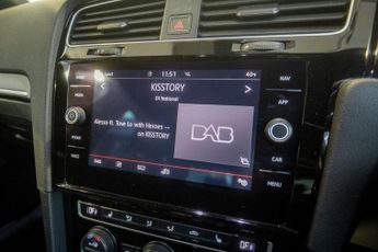 VOLKSWAGEN GOLF 2.0 TSI GTI Hatchback 5dr Petrol DSG Euro 6 (s/s) (230 ps)