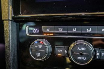 VOLKSWAGEN GOLF 2.0 TSI GTI Hatchback 5dr Petrol DSG Euro 6 (s/s) (230 ps)