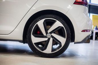 VOLKSWAGEN GOLF 2.0 TSI GTI Hatchback 5dr Petrol DSG Euro 6 (s/s) (230 ps)