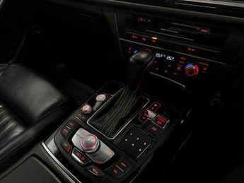 AUDI A6 SALOON 2.0 TDI ultra Black Edition Saloon 4dr Diesel S Tronic Euro 6 (s