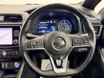 NISSAN LEAF '10' TEN 40kWh ELECTRIC AUTO 150 BHP + SAT NAV + REAR CAMERA + H