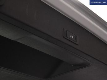 AUDI Q2 1.5 TFSI CoD 35 Sport SUV 5dr Petrol S Tronic Euro 6 (s/s) (150 