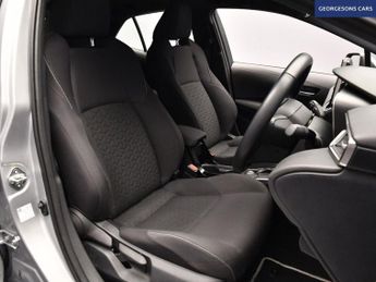 TOYOTA COROLLA 1.8 VVT-h GPF Icon Tech Hatchback 5dr Petrol Hybrid CVT Euro 6 (