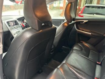 VOLVO XC60 2.0 D4 SE Nav SUV 5dr Diesel Auto Euro 6 (s/s) (190 ps)