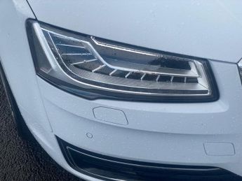 AUDI A8 3.0 TDI V6 Sport Executive Saloon 4dr Diesel Tiptronic quattro E