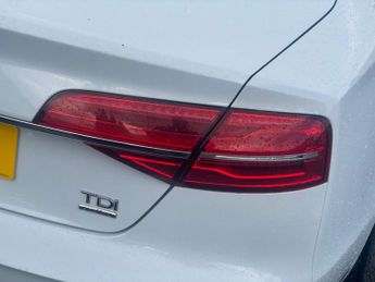 AUDI A8 3.0 TDI V6 Sport Executive Saloon 4dr Diesel Tiptronic quattro E