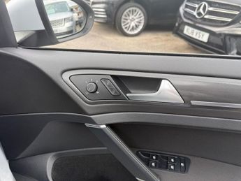 VOLKSWAGEN GOLF 2.0 TDI GTD Hatchback 5dr Diesel DSG Euro 6-2 FORMER KEEPERS FIN