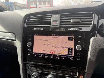 VOLKSWAGEN GOLF 2.0 TDI GTD Hatchback 5dr Diesel DSG Euro 6-2 FORMER KEEPERS FIN