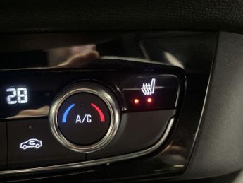 VAUXHALL Corsa Electric 50kWh Ultimate Hatchback 5dr Electric Auto (136 ps)