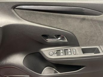 VAUXHALL Corsa Electric 50kWh Ultimate Hatchback 5dr Electric Auto (136 ps)