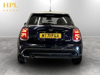 MINI HATCH 1.5 Cooper Exclusive Hatchback 5dr Petrol Steptronic Euro 6 (s/s