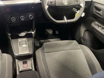 VAUXHALL Frontera Electric 44kWh Design SUV 5dr Electric Auto (113 ps)
