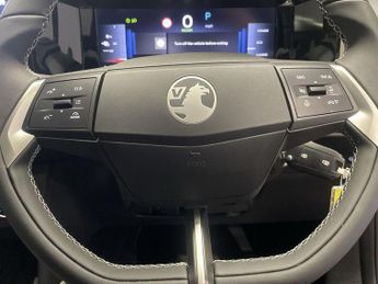 VAUXHALL Frontera Electric 44kWh Design SUV 5dr Electric Auto (113 ps)
