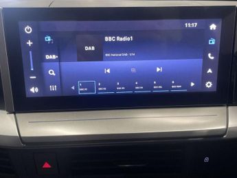 VAUXHALL Frontera Electric 44kWh Design SUV 5dr Electric Auto (113 ps)