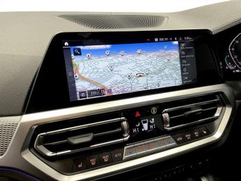 BMW 4 SERIES 2.0 420i M Sport Coupe 2dr Petrol Auto Euro 6 (s/s) (184 ps)