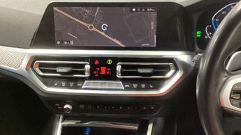 BMW 3 SERIES 2.0 330e 12kWh M Sport Touring 5dr Petrol Plug-in Hybrid Auto Eu