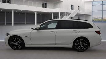 BMW 3 SERIES 2.0 330e 12kWh M Sport Touring 5dr Petrol Plug-in Hybrid Auto Eu